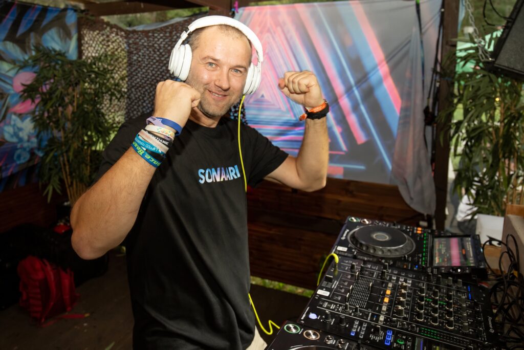 DJKrissB