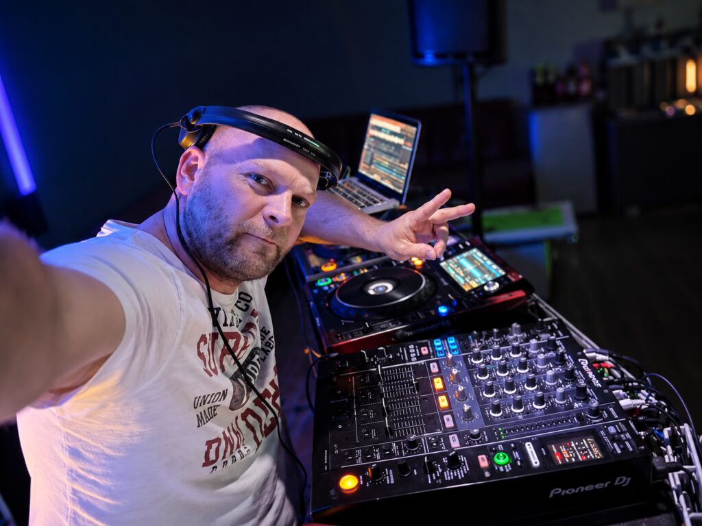 DJ X-Tromic - artistikuva